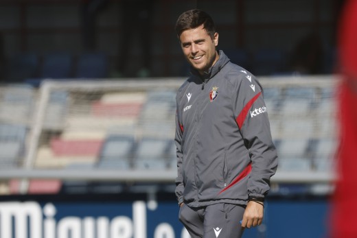 Lisci on Raúl Moro, Javi Galán, Aimar Oroz, Becker, injuries, the system, and Villarreal