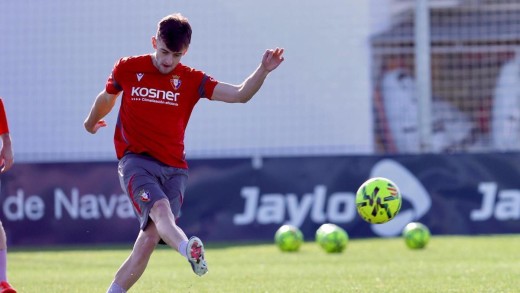 Osasuna recupera a Aimar Oroz tras toda la semana al margen Osasuna recupera a Aimar Oroz tras toda la semana al margen