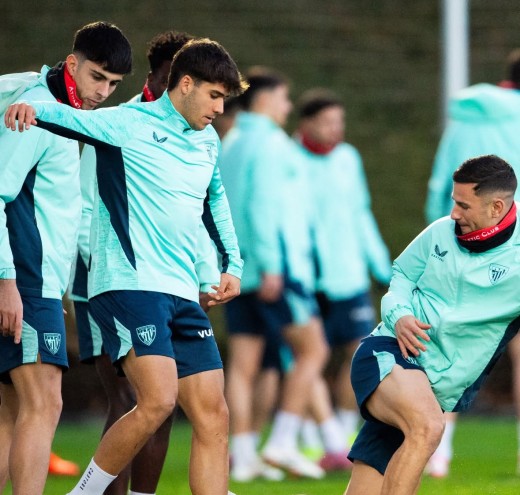 Última hora sobre las molestias de Vivian, Nico Williams y Berenguer