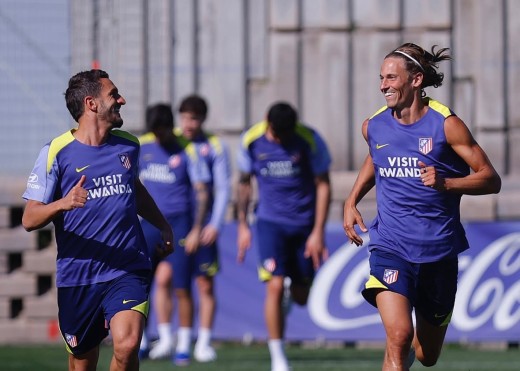 La prensa rojiblanca ve a Julio Díaz titular pero no coincide con las posibles rotaciones