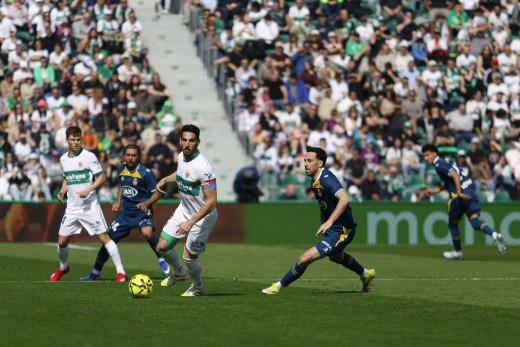 Crónica y ficha técnica del Elche 2-2 RCD Espanyol