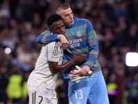 MARCA no descarta la titularidad de Lunin ante el Elche MARCA no descarta la titularidad de Lunin ante el Elche