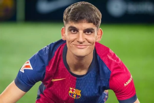 Gerard Martín enciende las alarmas en el Barça: sustituido al descanso por molestias Gerard Martín enciende las alarmas en el Barça: sustituido al descanso por molestias