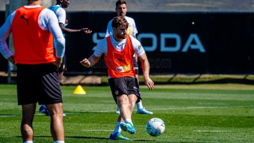 Dos bajas importantes confirmadas en el Valencia para esta jornada