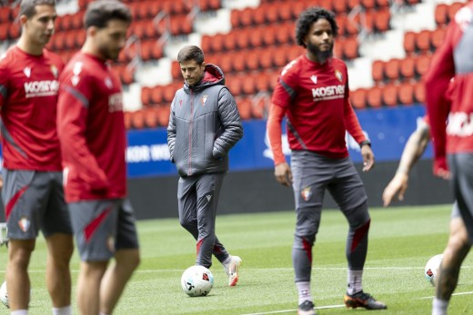 Última hora con Javi Galán y Aimar Oroz en el entrenamiento de Osasuna