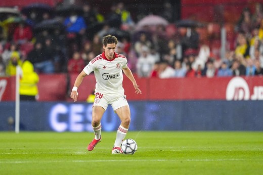 Manu Bueno se cae a última hora por un edema óseo