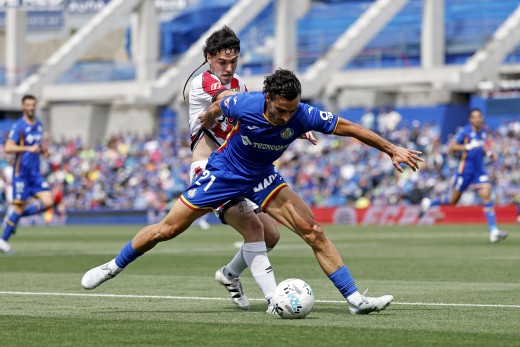El Rayo asalta el Coliseum: Getafe 0-2 Rayo Vallecano con Camello y Nteka como verdugos