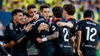 El Sevilla remonta un 2-0 en La Cerámica y se queda a dos puntos de Europa
