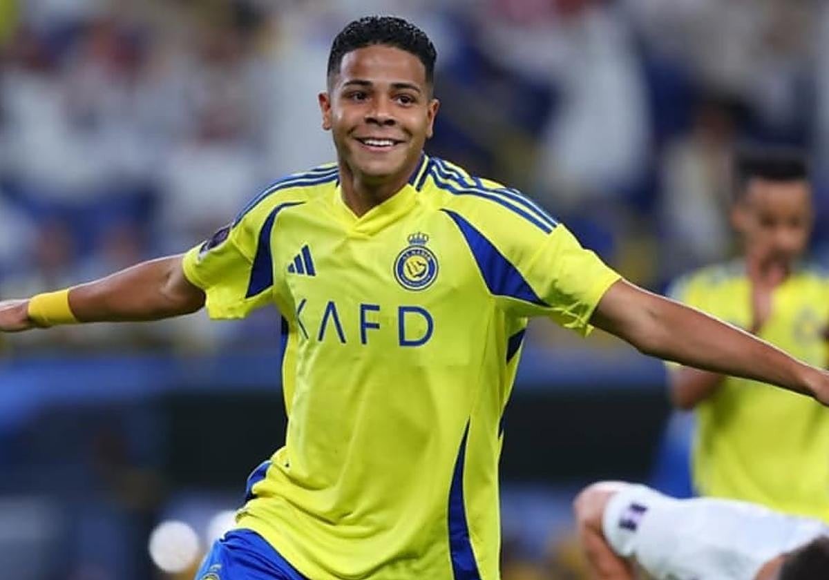 Real Sociedad turns the page with two departures