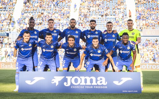 Defensa en obras: tres salidas seguras y dos dudas pendientes en el Getafe Defensa en obras: tres salidas seguras y dos dudas pendientes en el Getafe