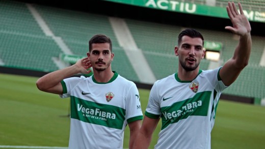 Bragarnik pierde sus goles y obliga al Elche a reconstruirse