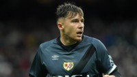 Iraola quiere llevarse a Ratiu para el Liverpool Iraola quiere llevarse a Ratiu para el Liverpool
