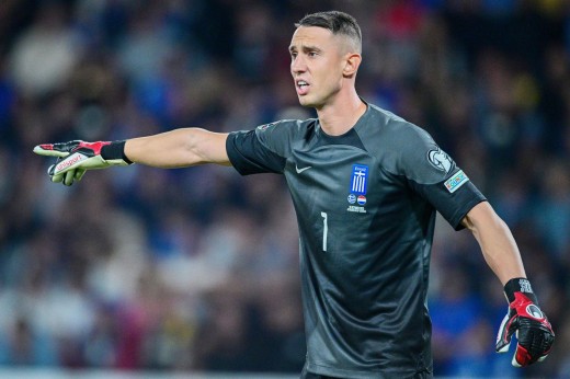 Vlachodimos seguirá en el Sevilla y repetirá cesión desde el Newcastle