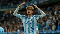 El Málaga confía en retener a Adrián Niño pese a la opción del Atlético