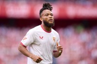 El Sevilla acelera la operación salida: Ejuke, más cerca del Anderlecht El Sevilla acelera la operación salida: Ejuke, más cerca del Anderlecht