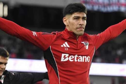 El Dépor entra en la carrera por Lautaro Rivero