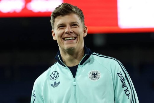 La Real Sociedad sigue al portero Finn Dahmen