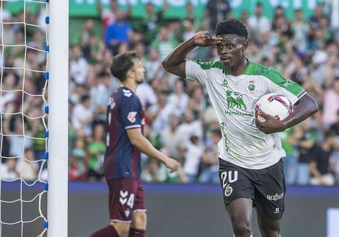 Oficial: Suleiman Camara deja el Racing y pone rumbo al Slovan Bratislava