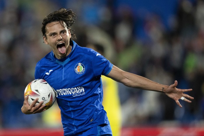 Enes Ünal da el sí al Getafe