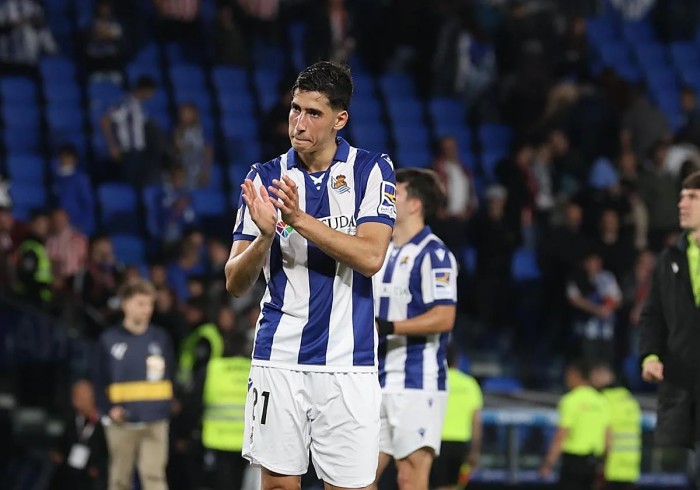 Aguerd a puntito de regresar a la Real Sociedad