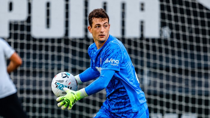 El Racing acelera por Julen Agirrezabala y alcanza un acuerdo verbal con el Athletic