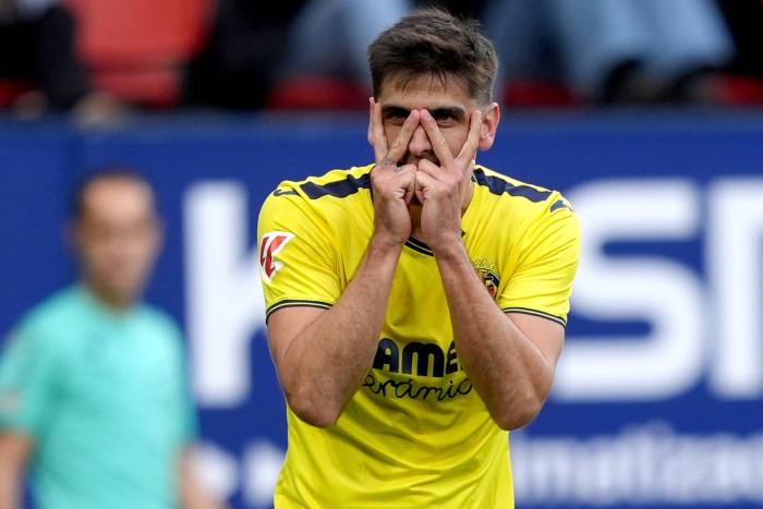 Gerard Moreno se ausenta ante el  Galatasaray  y enciende las alarmas en el Villarreal