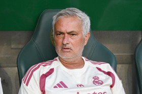 Mourinho wants to get rid of these 3 players Mourinho wants to get rid of these 3 players