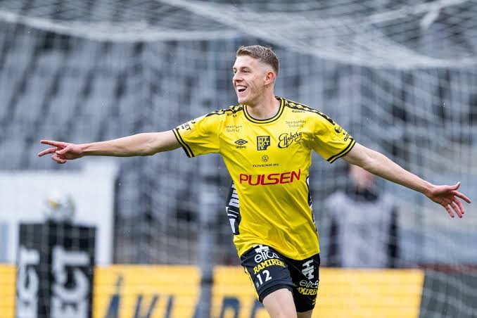 Bernhardsson debe elegir. Valencia o Wolfsburgo