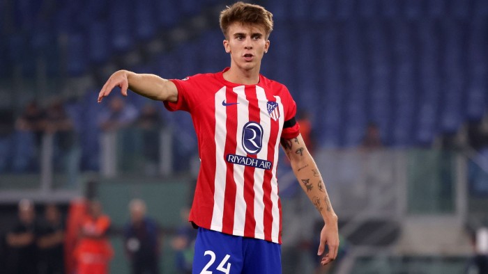 Pablo Barrios se retira del amistoso por molestias musculares  ¿preocupa su estado?