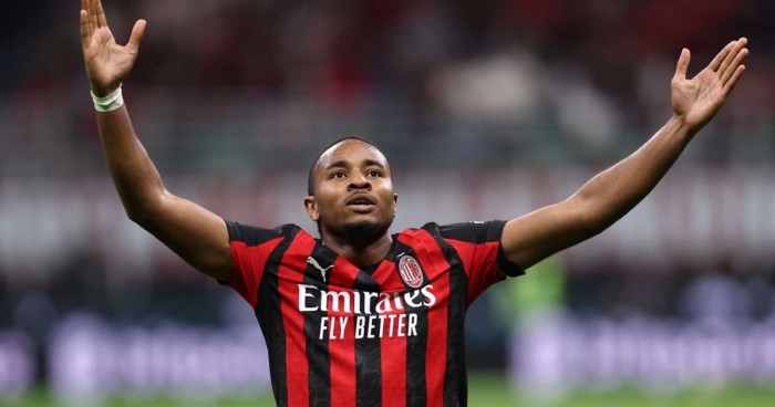 El Barcelona pregunta por el delantero centro del Milan