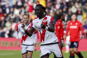 Pathé Ciss demands a transfer and does not train!