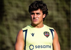 Carlos Álvarez is in the frame for Sevilla