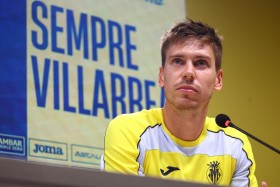 Foyth to undergo tests after being left out of Villarreal training