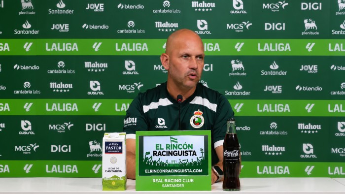 José Alberto avisa antes del Barcelona-Racing: “Es un escenario difícil para hacer rotaciones”