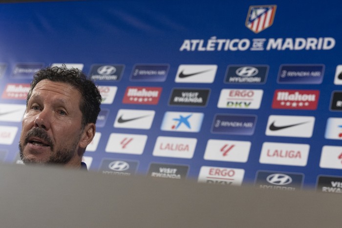 Simeone responde a Mourinho y haba sobre Julián, Jonathan, Lookman y Koke