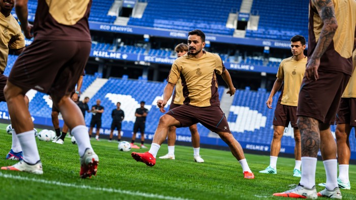 El Espanyol aprovecha el parón para probar a Gorosabel, pero Puado tendrá que esperar
