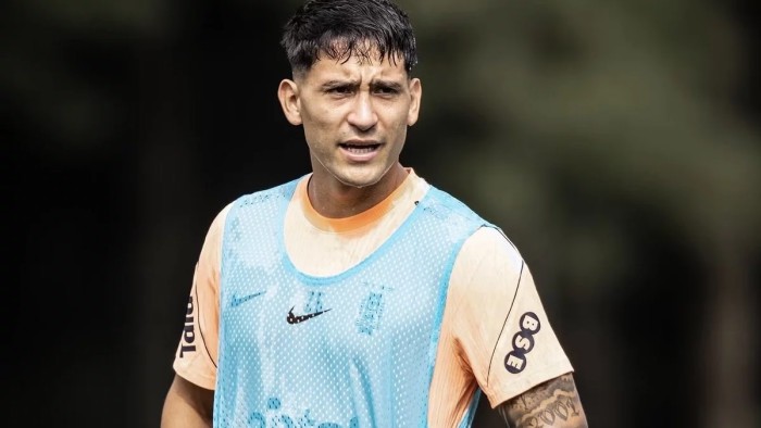 Satriano se lesiona y deja la concentración de Uruguay