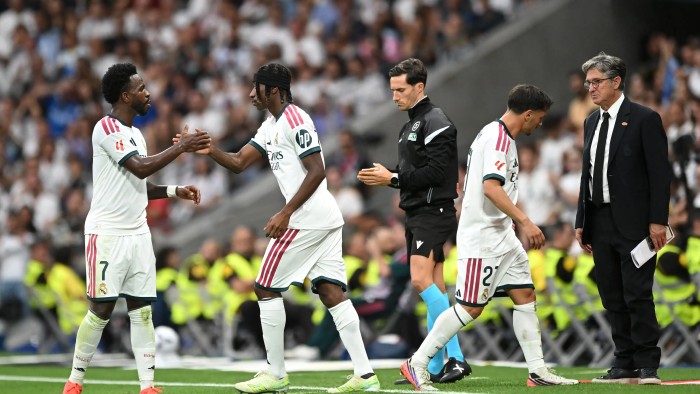 Yan Diomande se abre camino... ¿a costa de Vinicius?