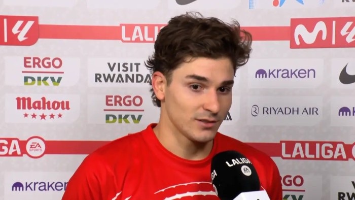 Julián Álvarez makes amends with Atlético fans