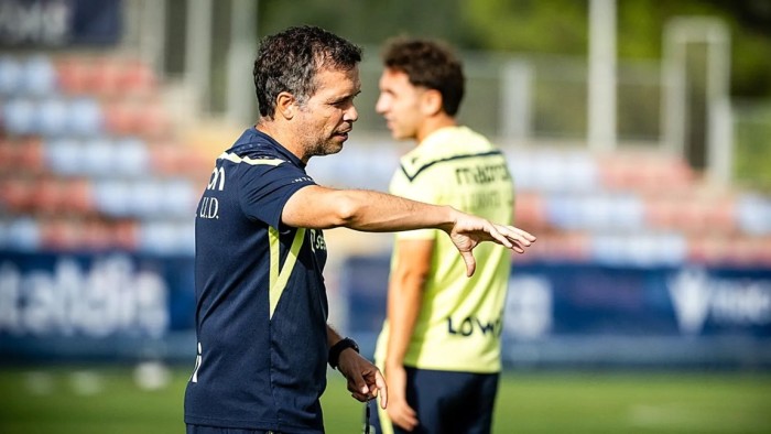 Dela vuelve al grupo antes del Levante - Atlético y Bardeli sigue fuera